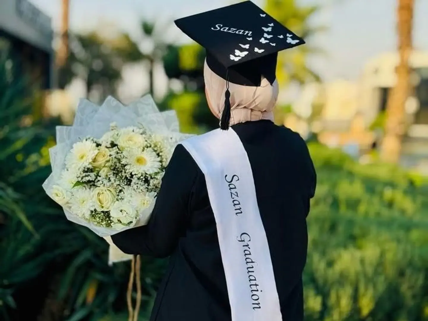 Graduation Black Cap With Flowers
