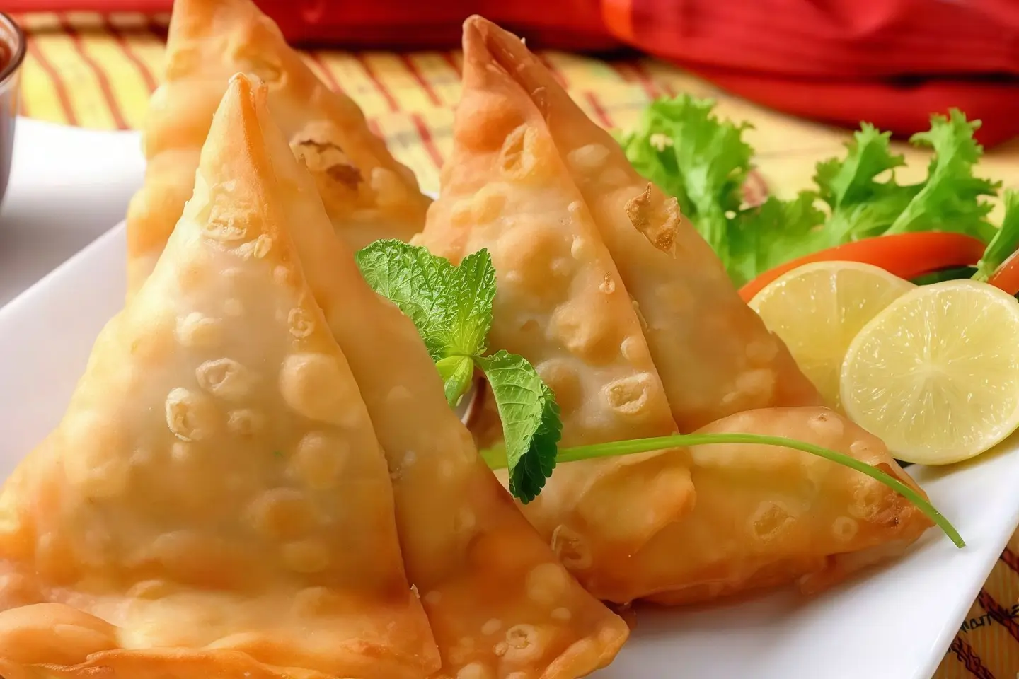 Indian Potato Samosa – 2 Pieces