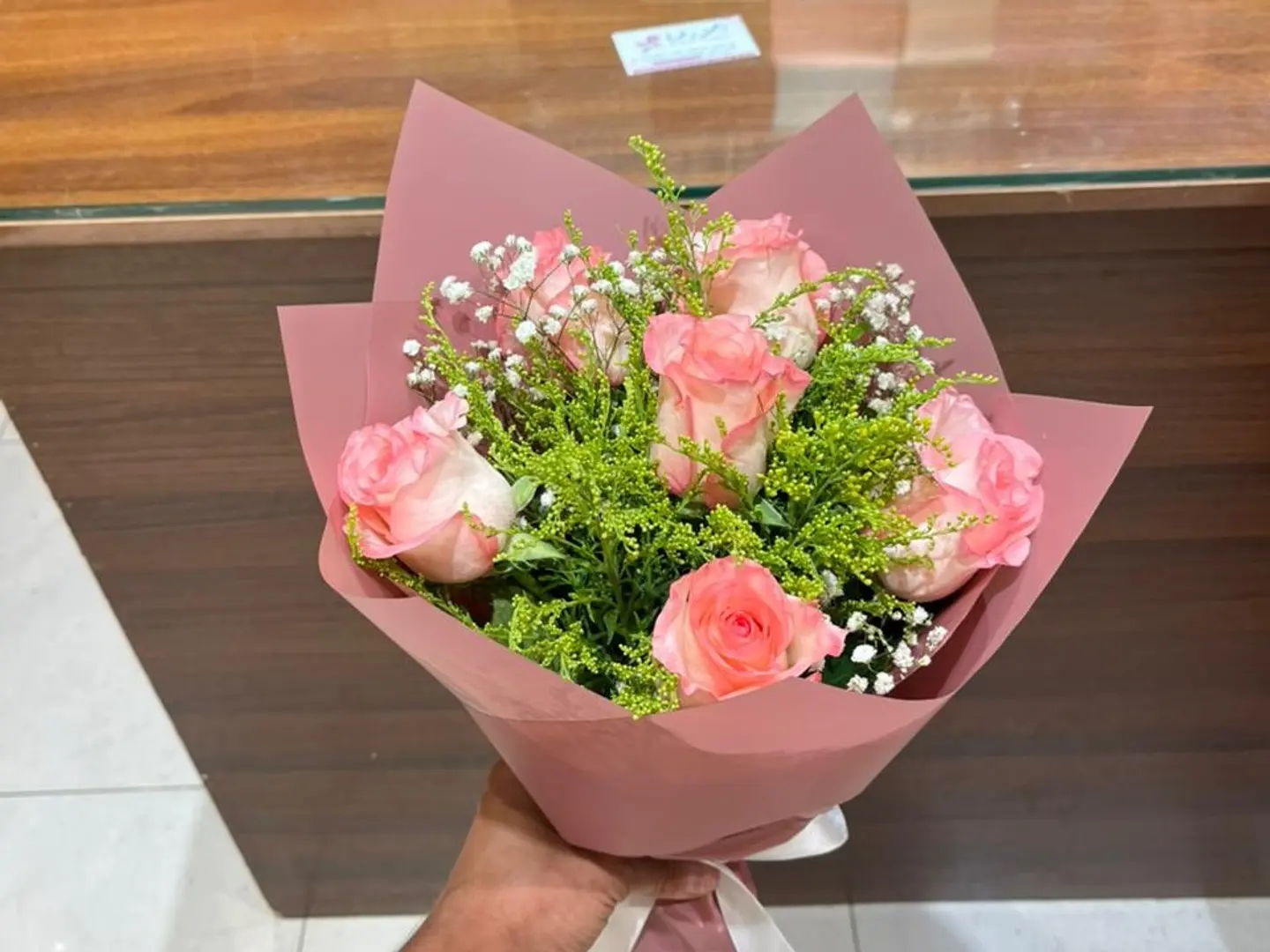 باقه جوري وردي مع غلاف وردي