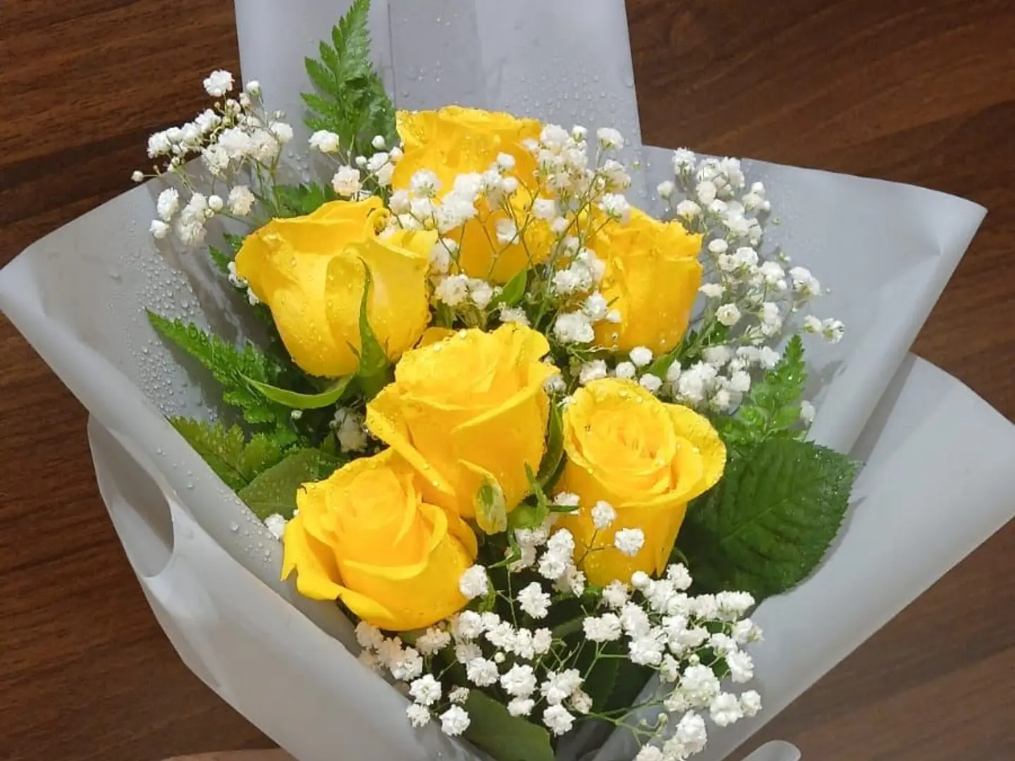 باقه جوري اصفر مع الجبسفيلا