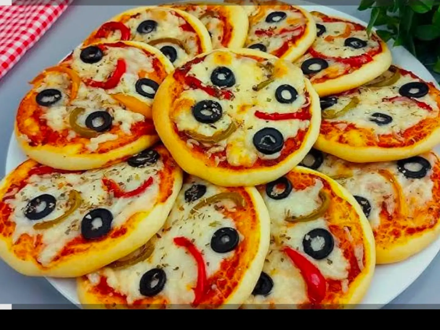 بيتزا حجم صغير