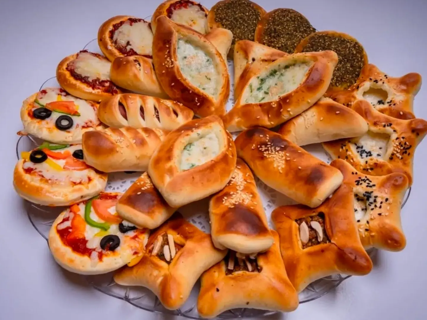 مناقيش مني كبير