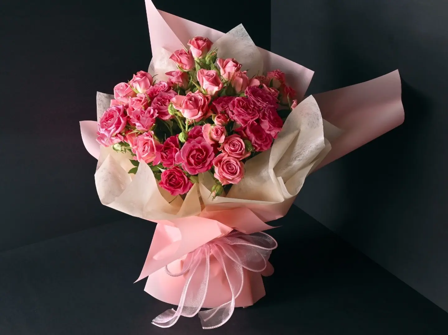 Pink And Fuchsia Bouquets