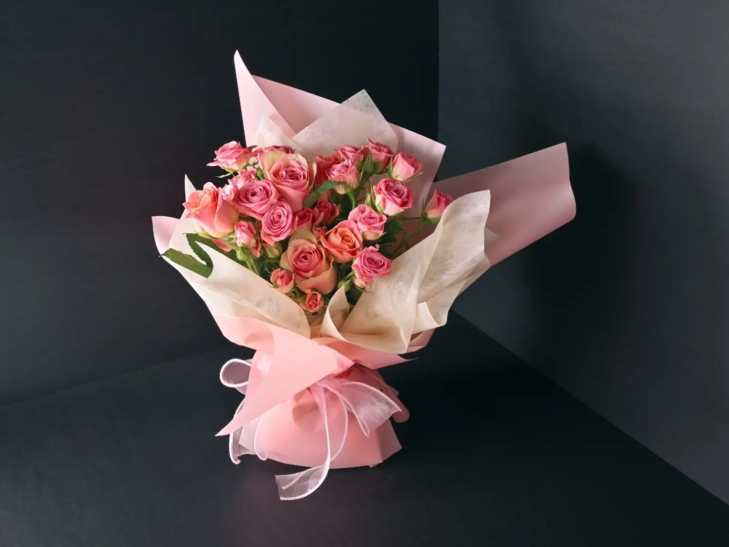 باقة وردي فاتح