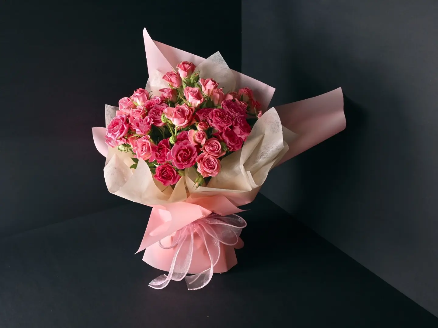 باقة وردي وفوشي