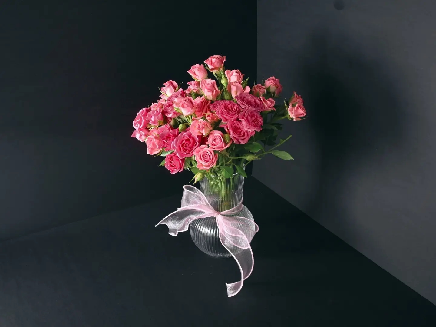 فازة وردي وفوشي