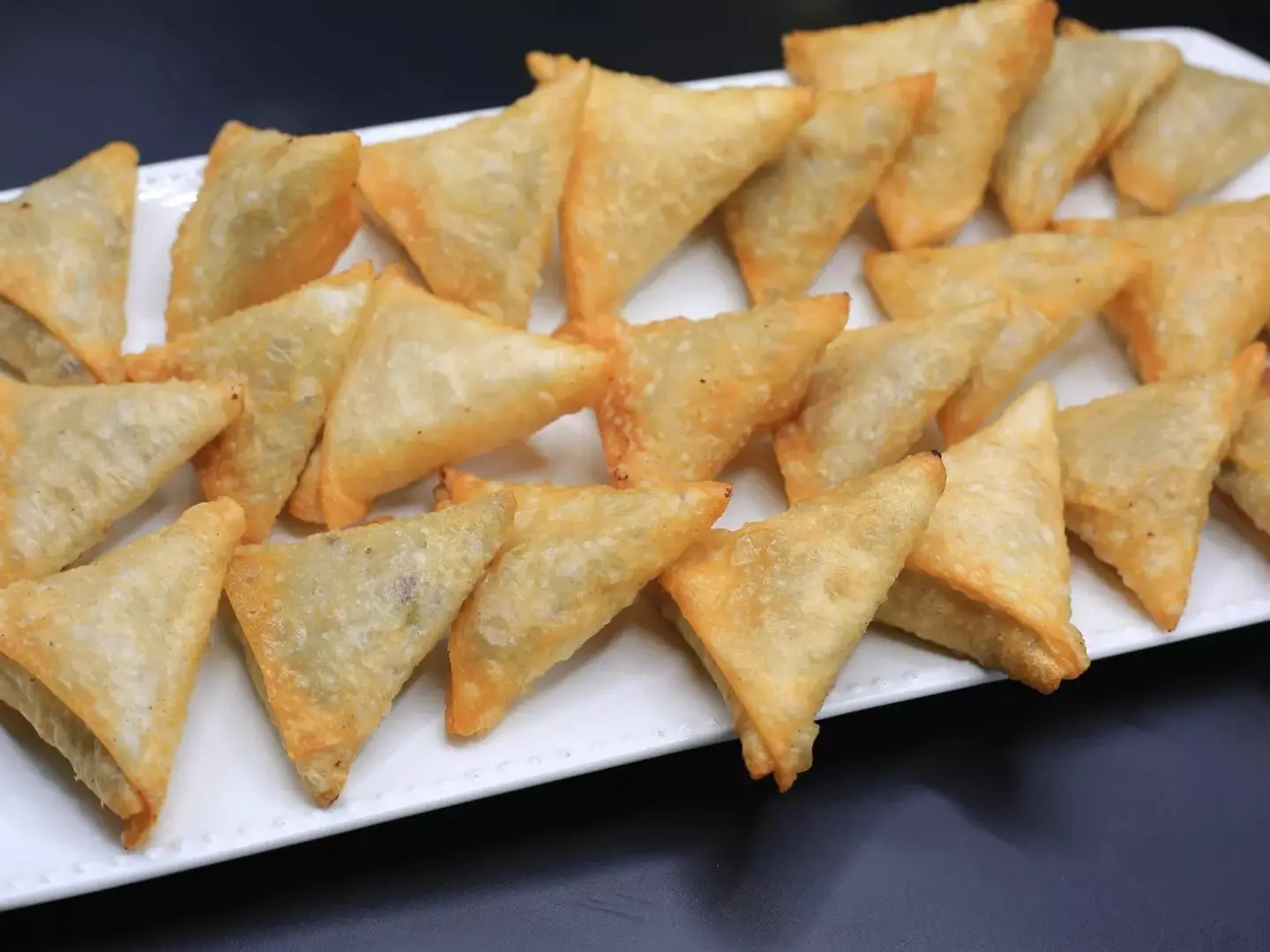 سمبوسك جبن ابيض