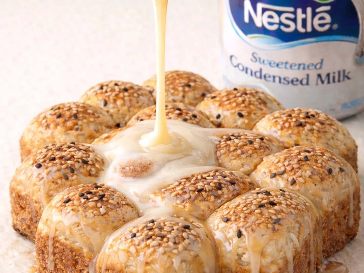 خلية مع صوص النستله