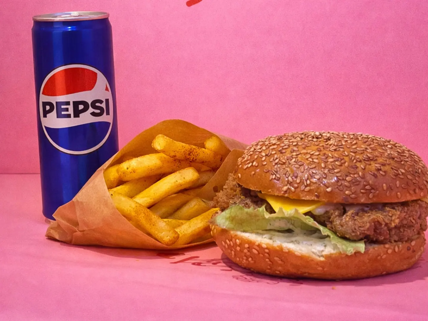 وجبة برجر دجاج كرسبي