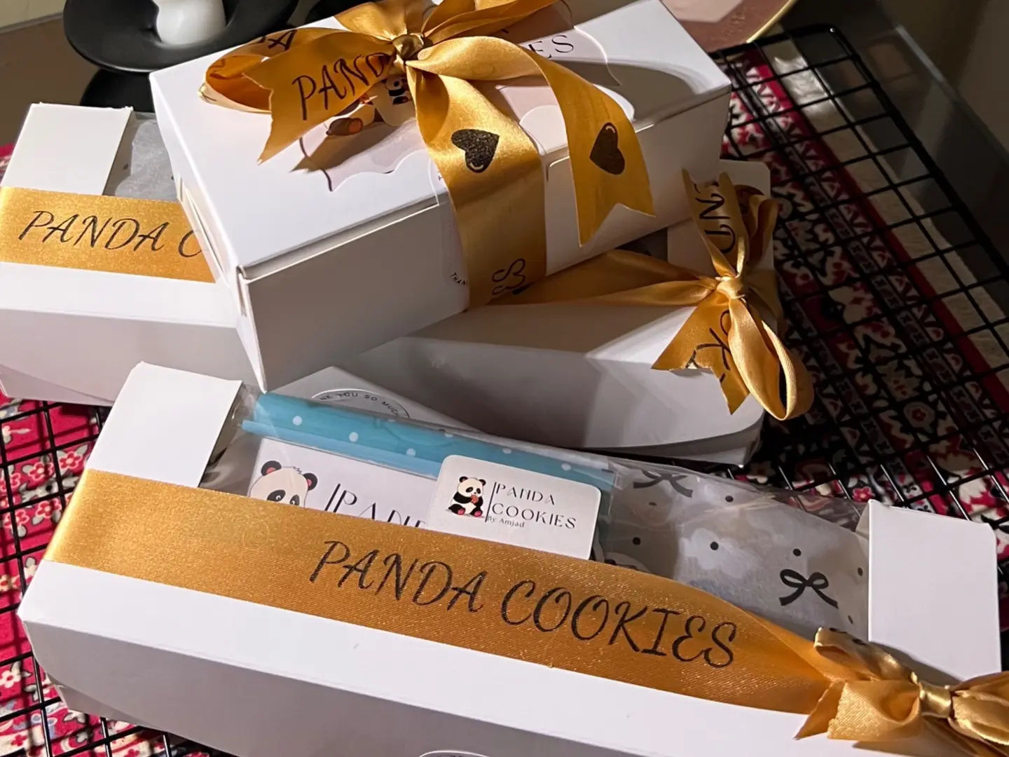 بوكس كوكيز محشي بالشوكلاته البلجيكية ٥ قطع او اكثر