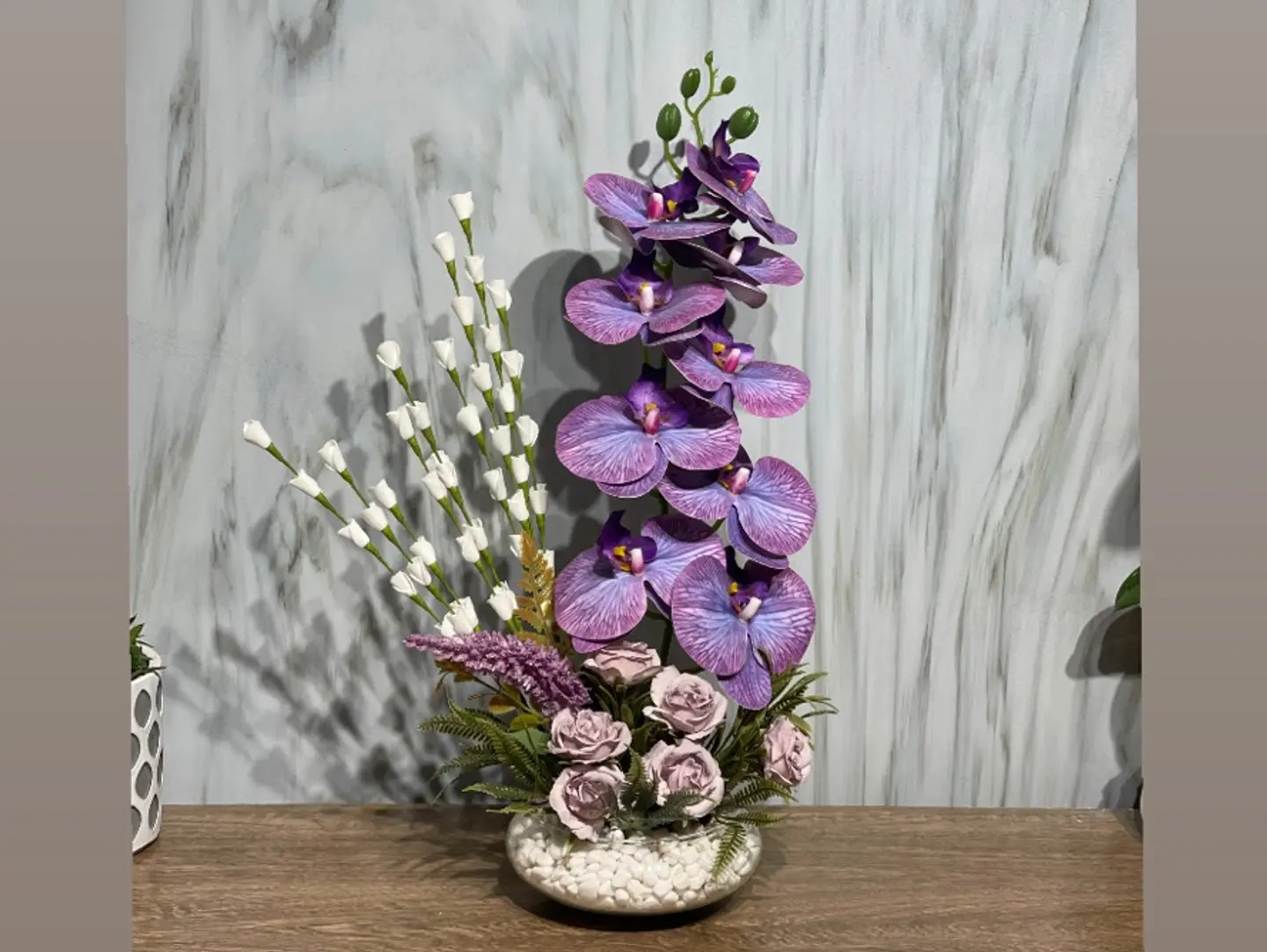 Vase 16