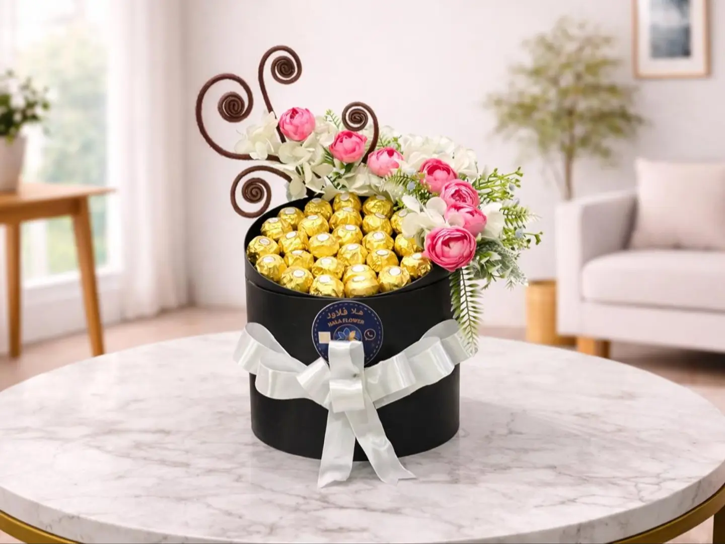 صندوق زهور فاخر بتصميم أنيق