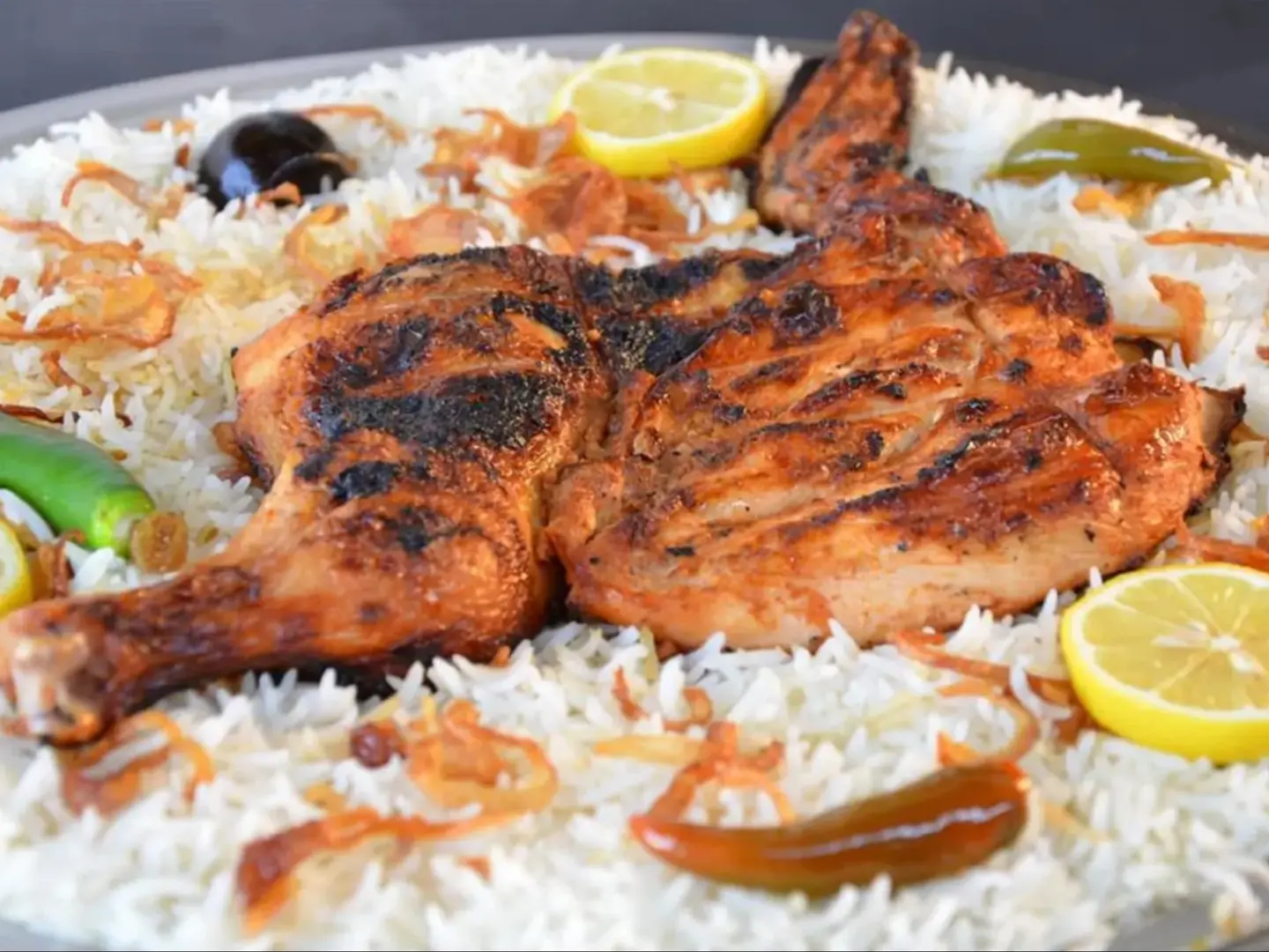 دجاج مشوى فحم نص حبة