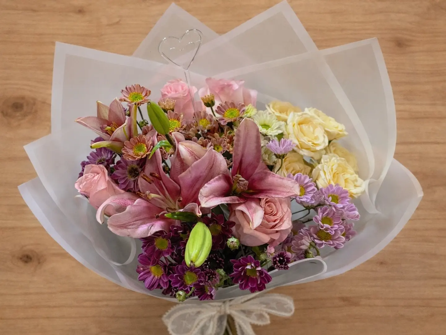 A Luxurious Natural Rose Bouquet 51