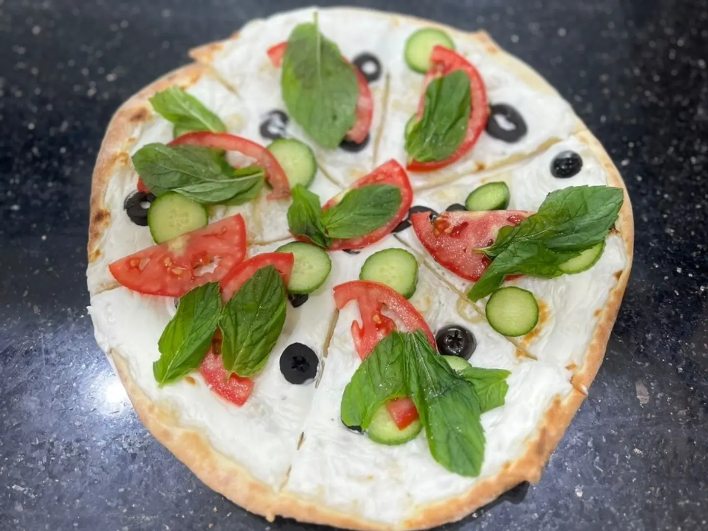 Ash Albulbul With Vegetables