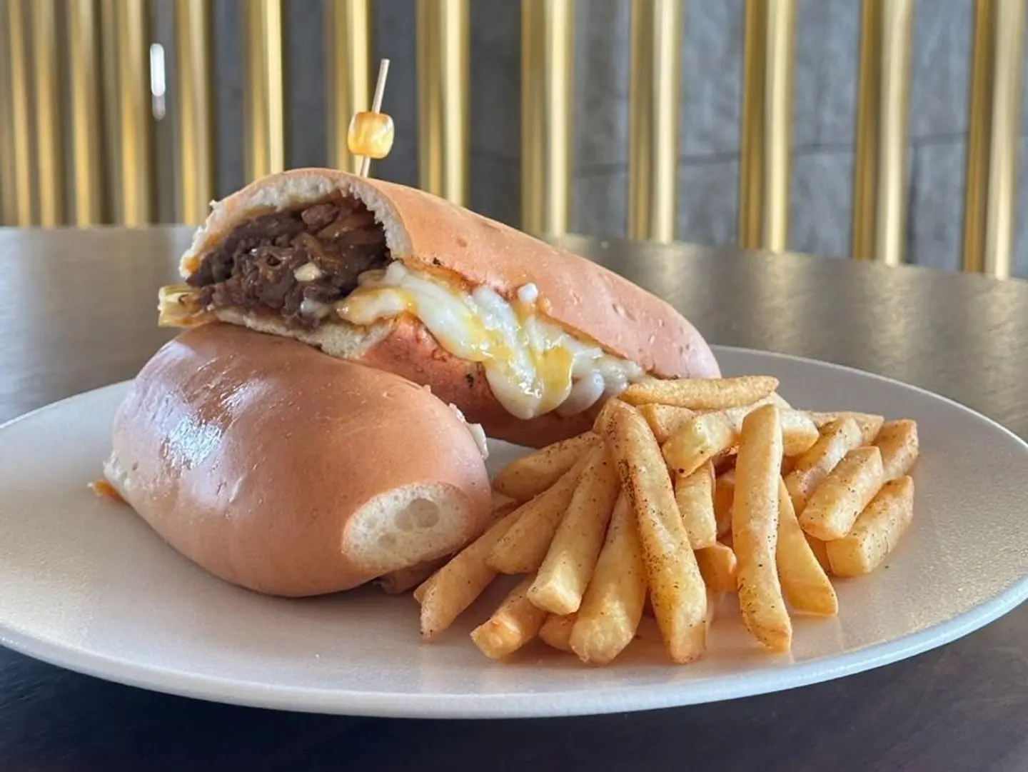 سبيشال ستيك ساندوتش