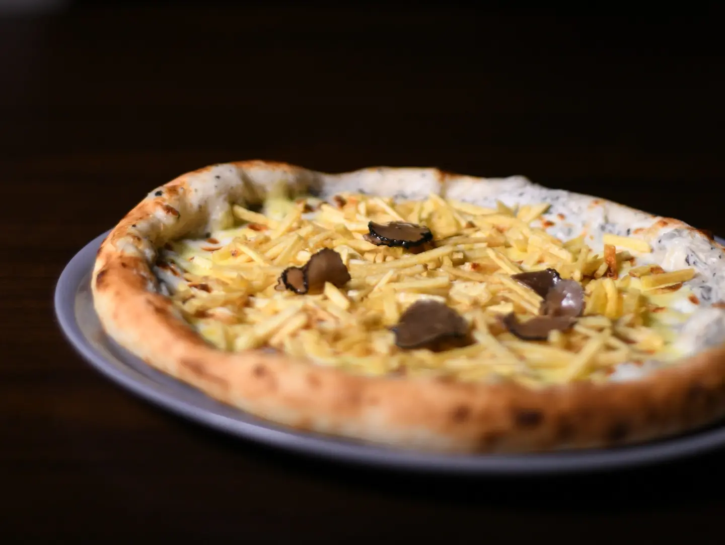 بيتزا ترافل