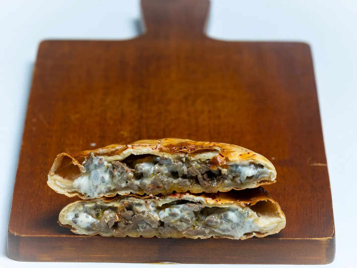 فطيرة كبدة بالجبن