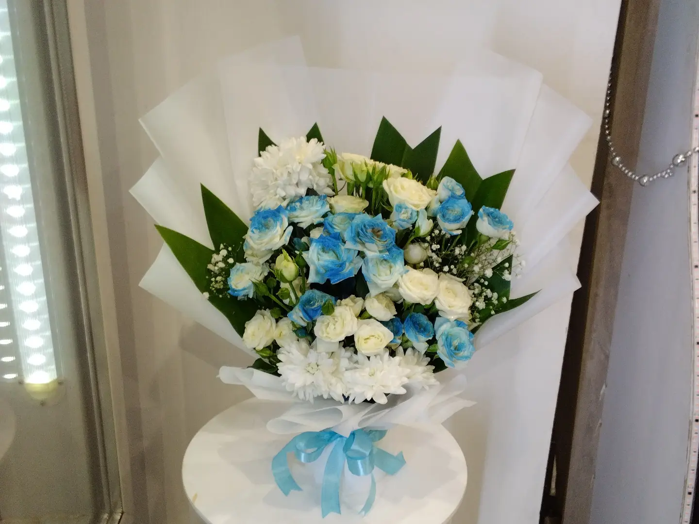 Baby White Sky Gerbera Bouquet With Cherries