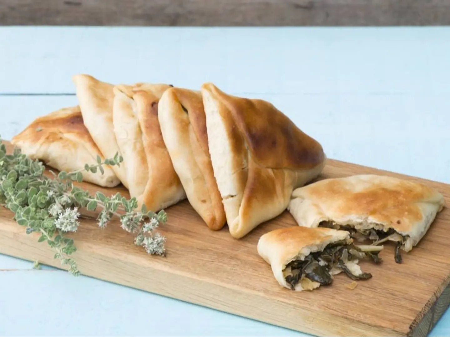 مناقيش سبانخ مقفوله