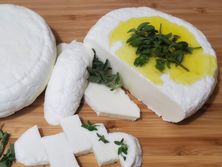جبن مع العسل البلدي