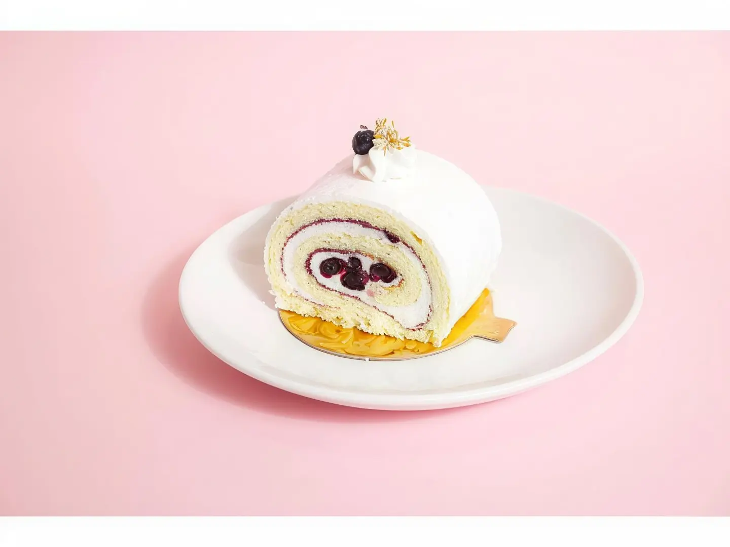 سويس رول بلو بيري