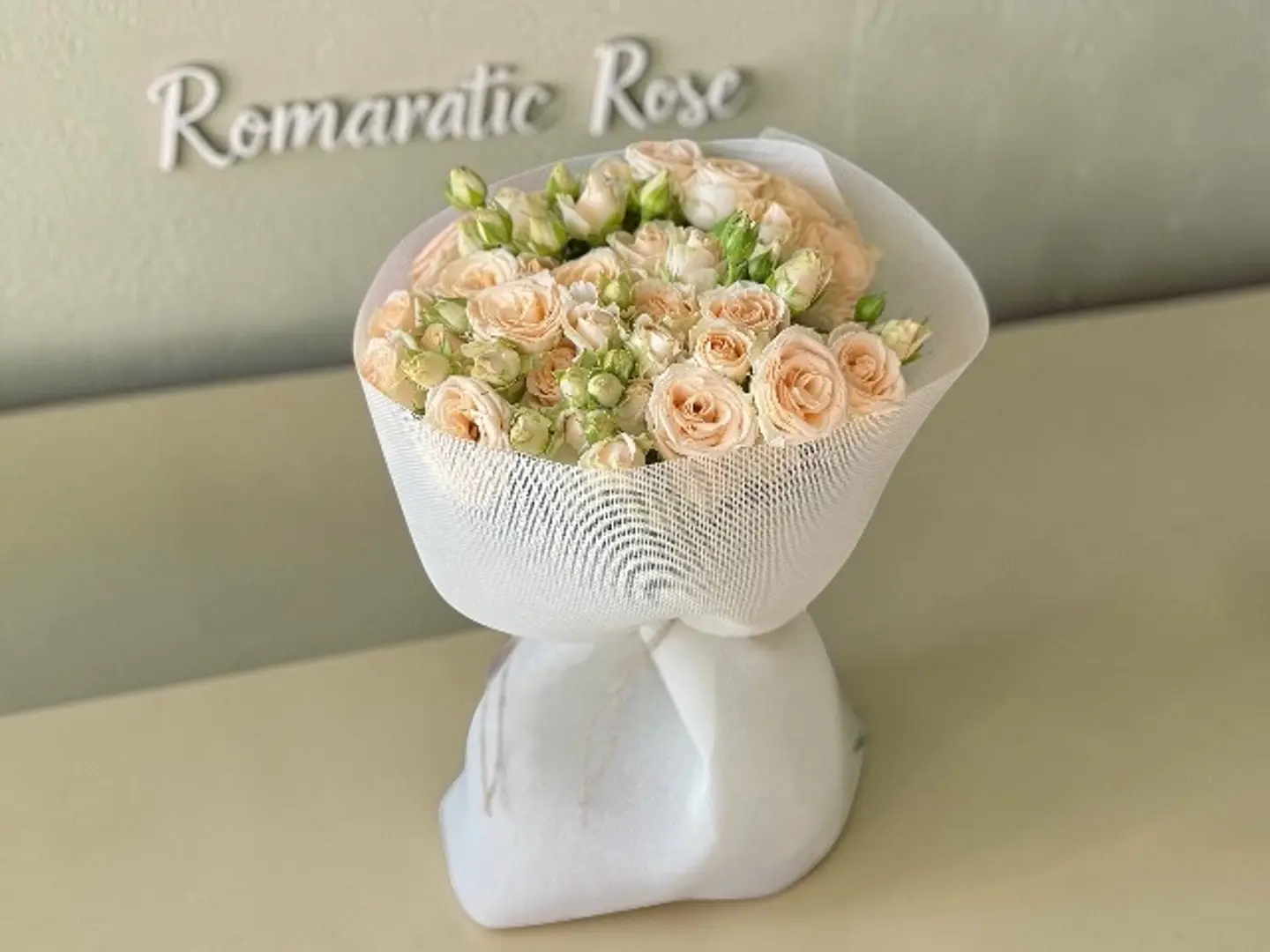 Off White Flower Bouquet