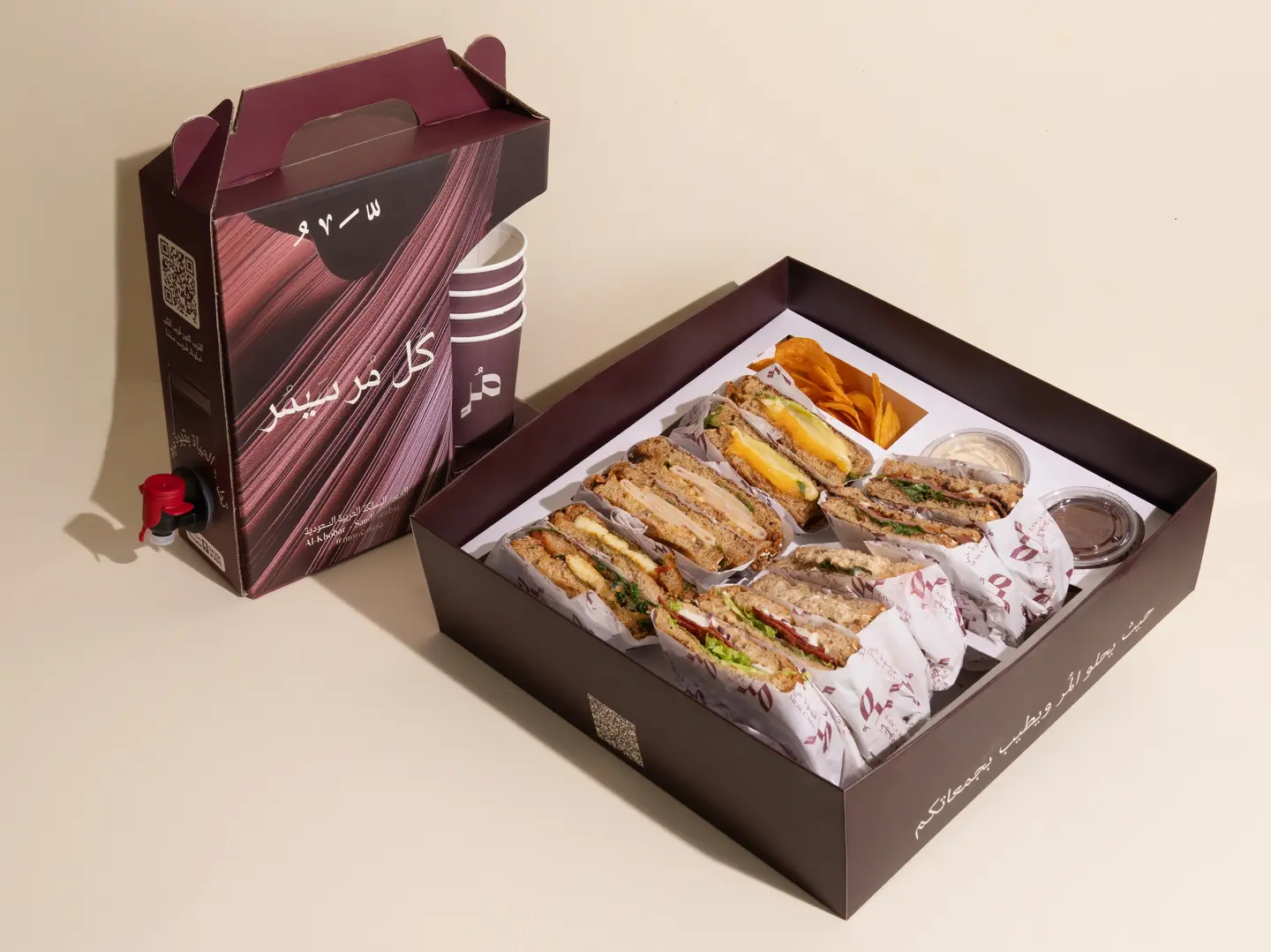 بوكس الساندويتشات و بوكس القهوة