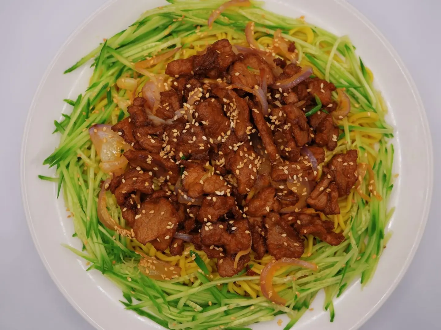 ماكارونا باللحم المقلي