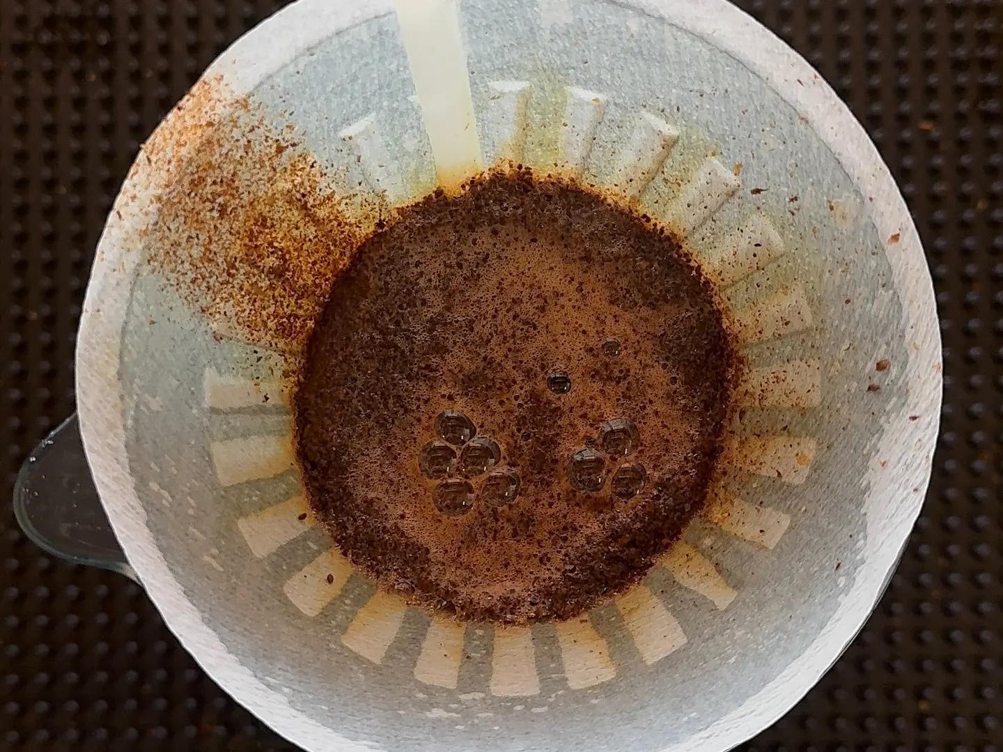 قهوه مقطره حار كوب كبير