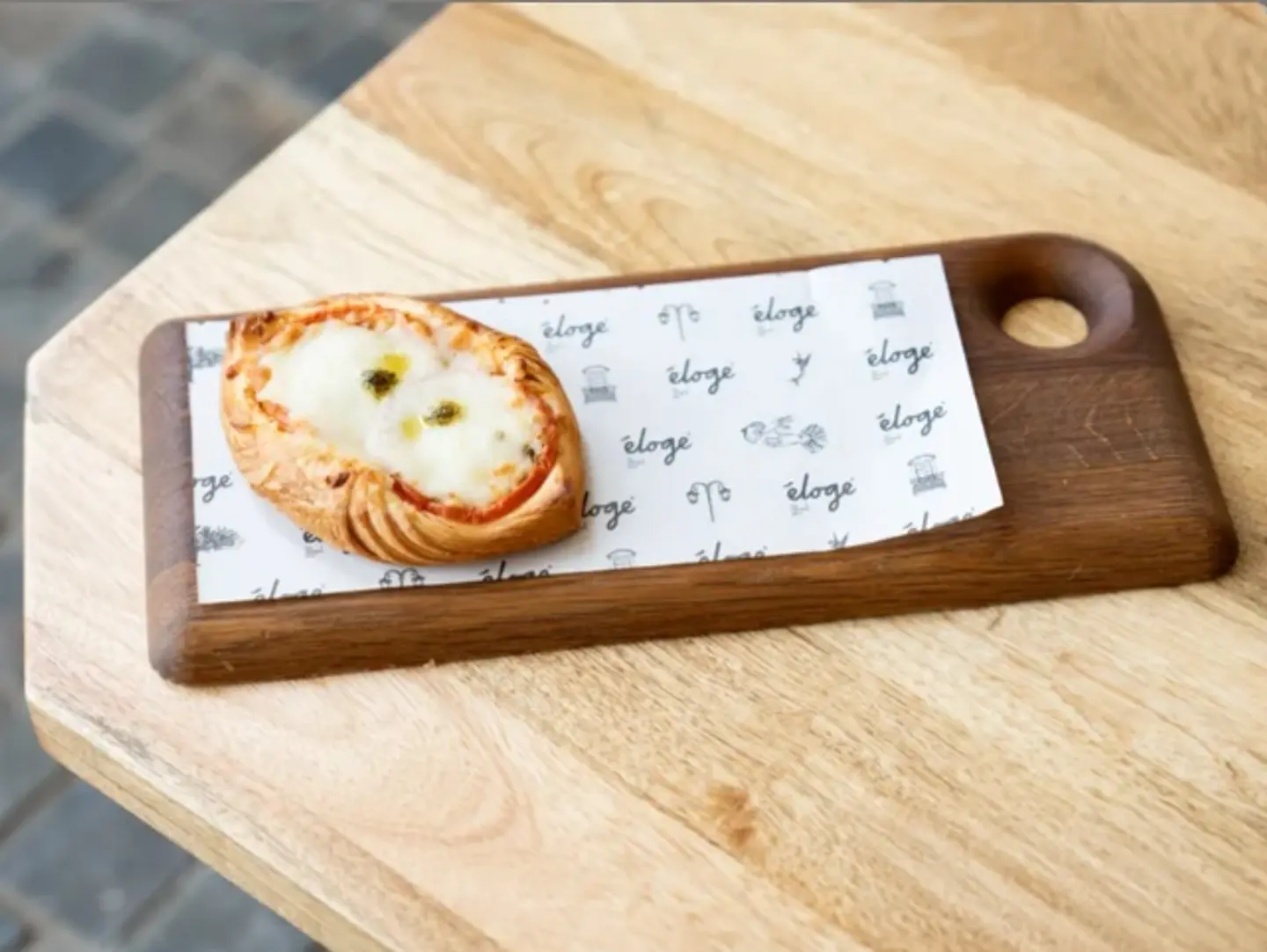 Tomato & Mozzarella Croissant