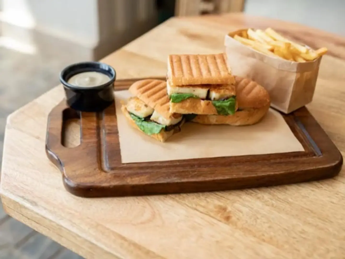 Grilled Halloumi Sandwich