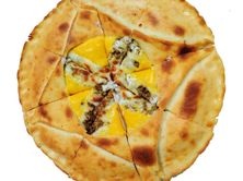 بيتزا تركيا لحم بقري كبير