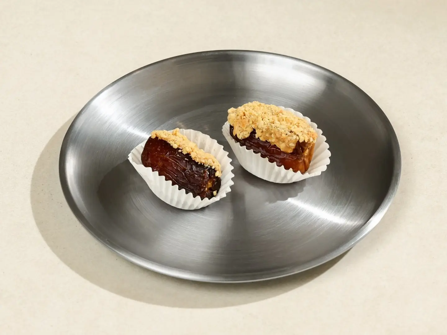 Dates With Almonds And Peanuts