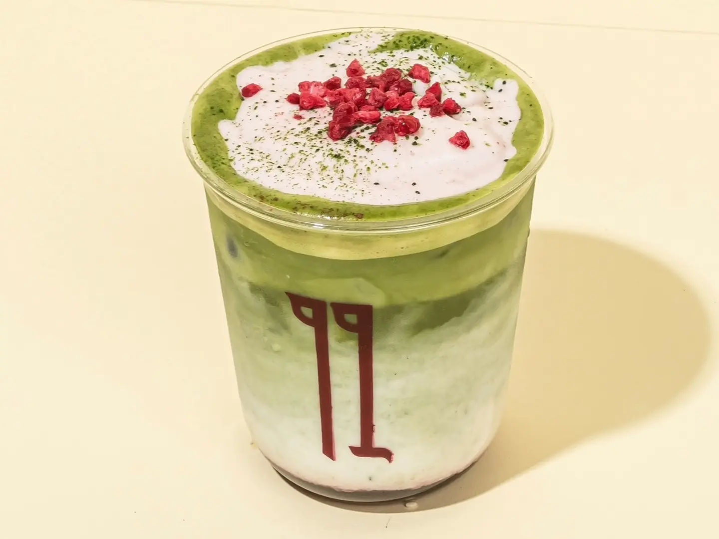 ماتشا الفراوله