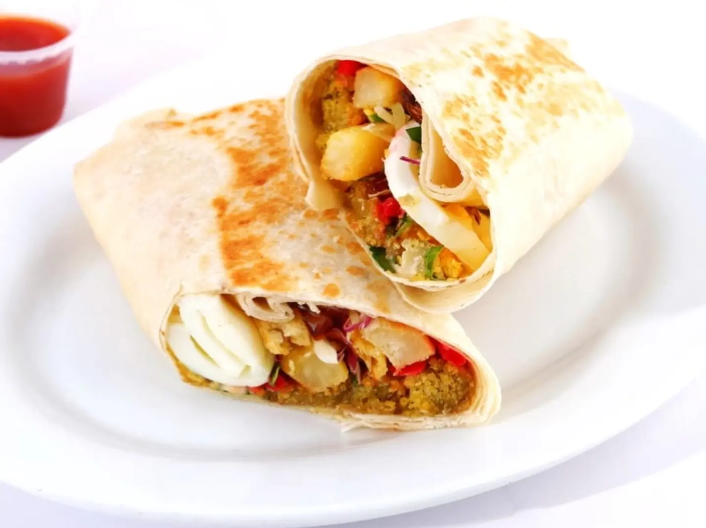 سندوتش فلافل مع بيض فطيره صاج