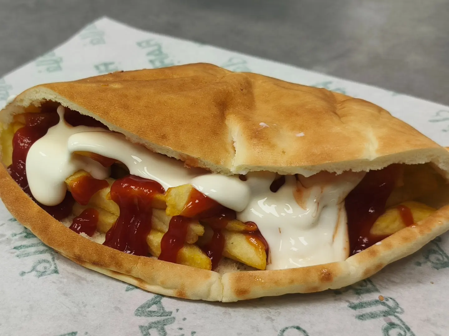 سندوتش بطاطس جبن