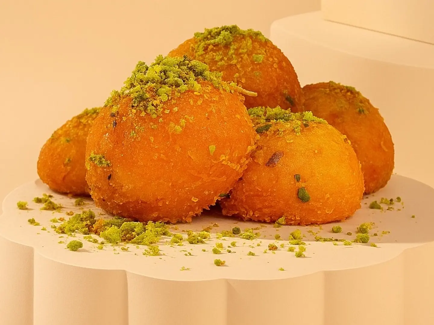 Large Kunafa Bites With Cheese