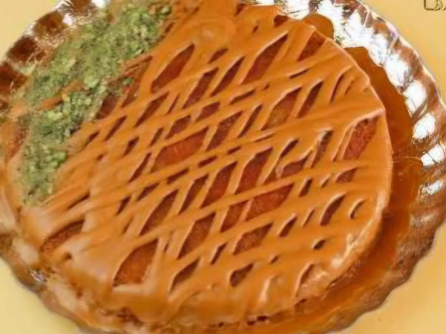 Kunafa Lotus Filling Lotus Sauce Medium