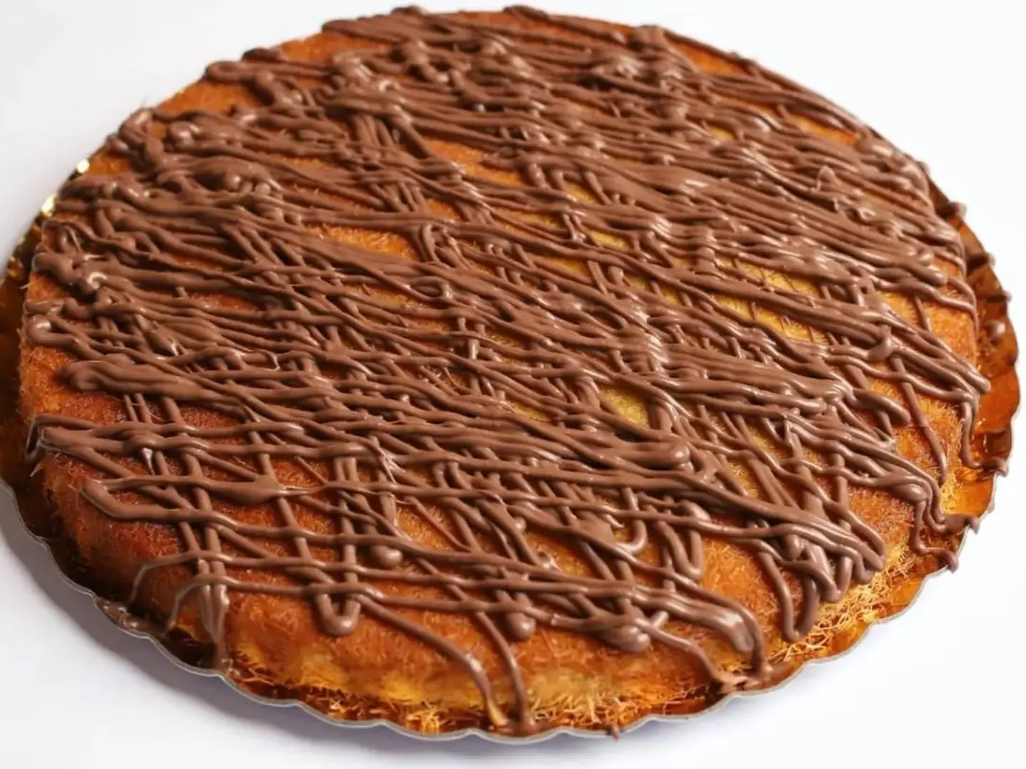 Kunafa With Nutella Filling, Nutella Sauce, Medium