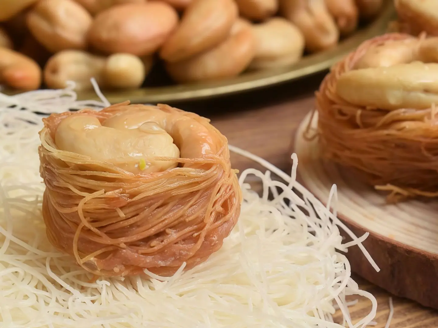 Cashew Bird's Nest
