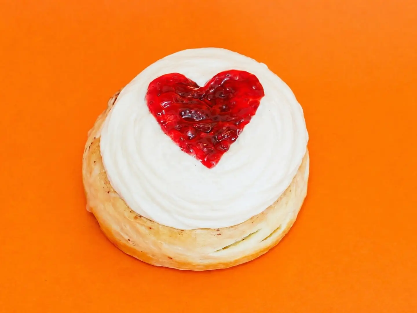 Cinnabon Roll Heart