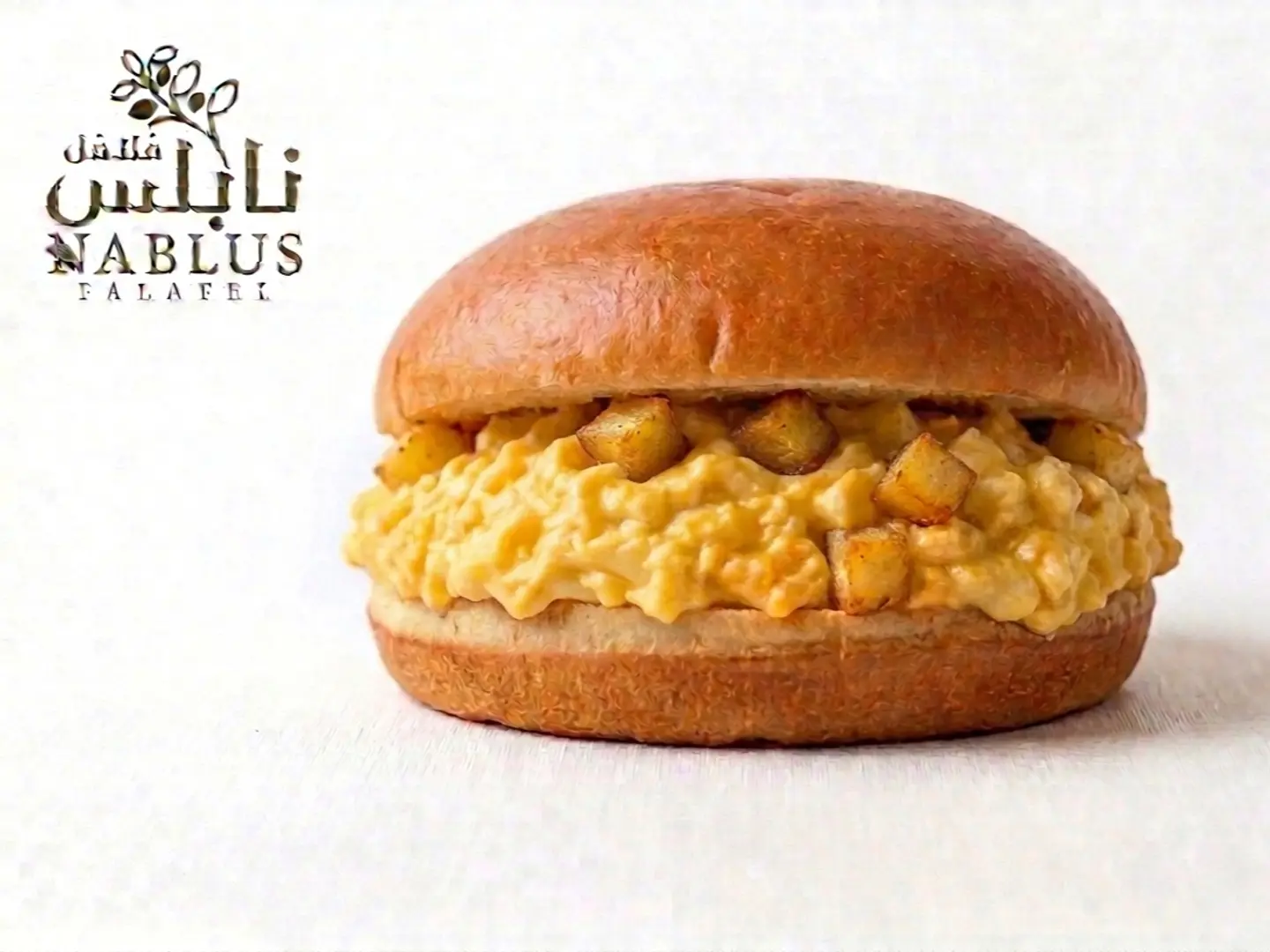 ساندويش بيض مع بطاطس