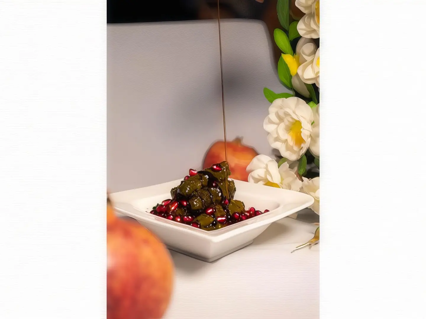 Grape Leaves With Pomegranate Molasses - 15 Pieces