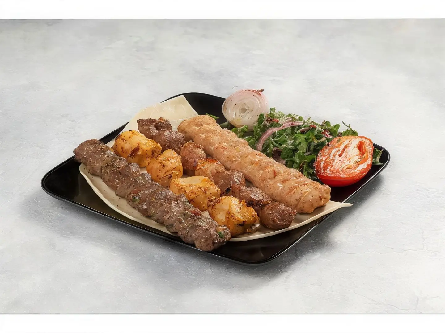 صحن مشكل مشاوي 4 أسياخ