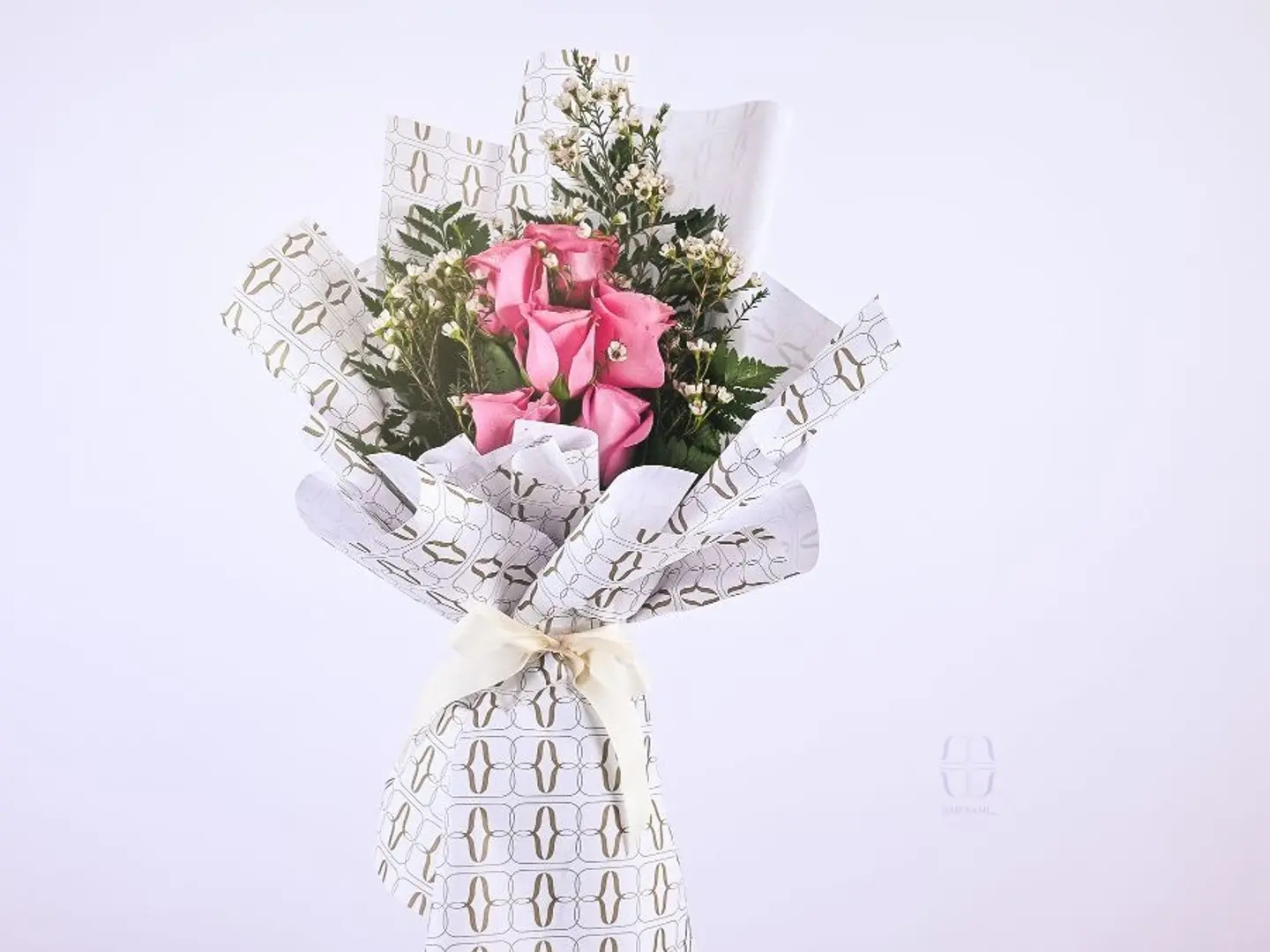 باقه ورود الروز و الواكس