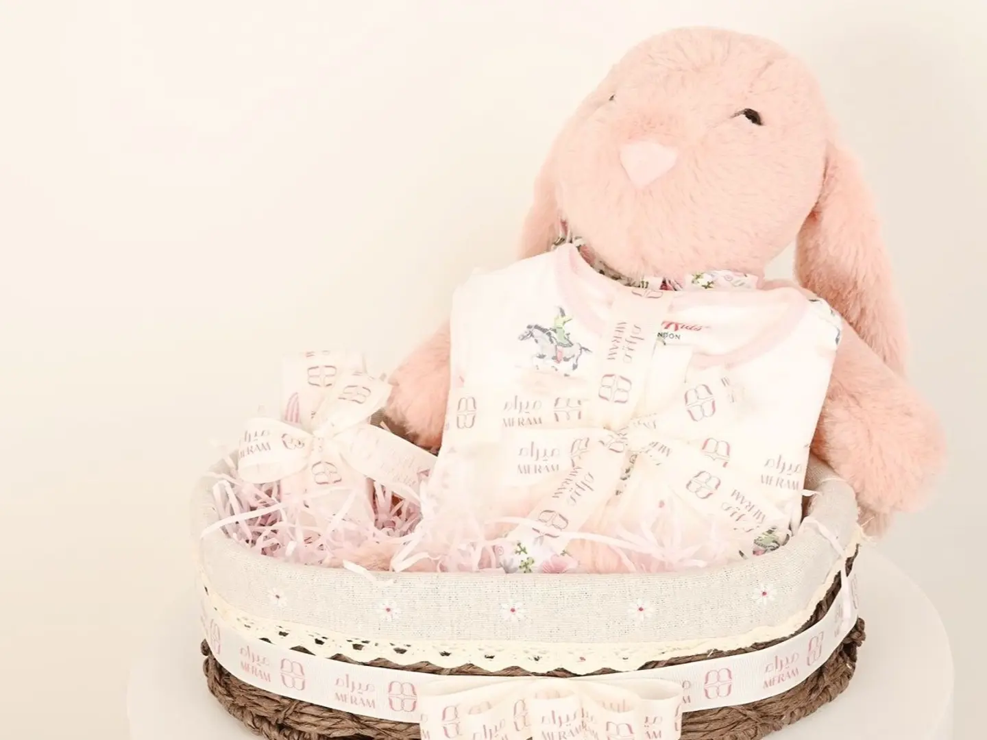 هديه المولودة