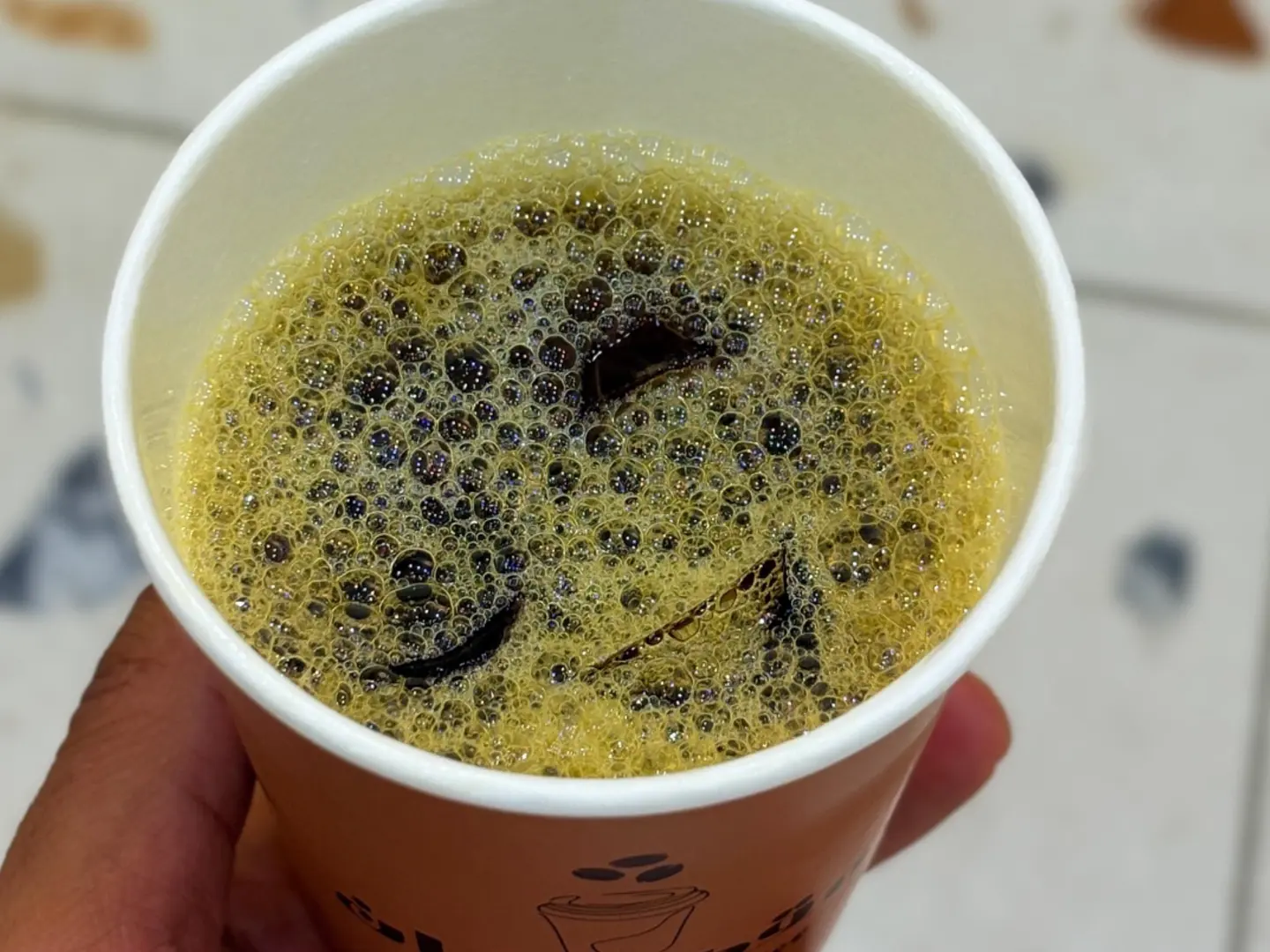 قهوة محصول فاخر معزز بنكهة العنب