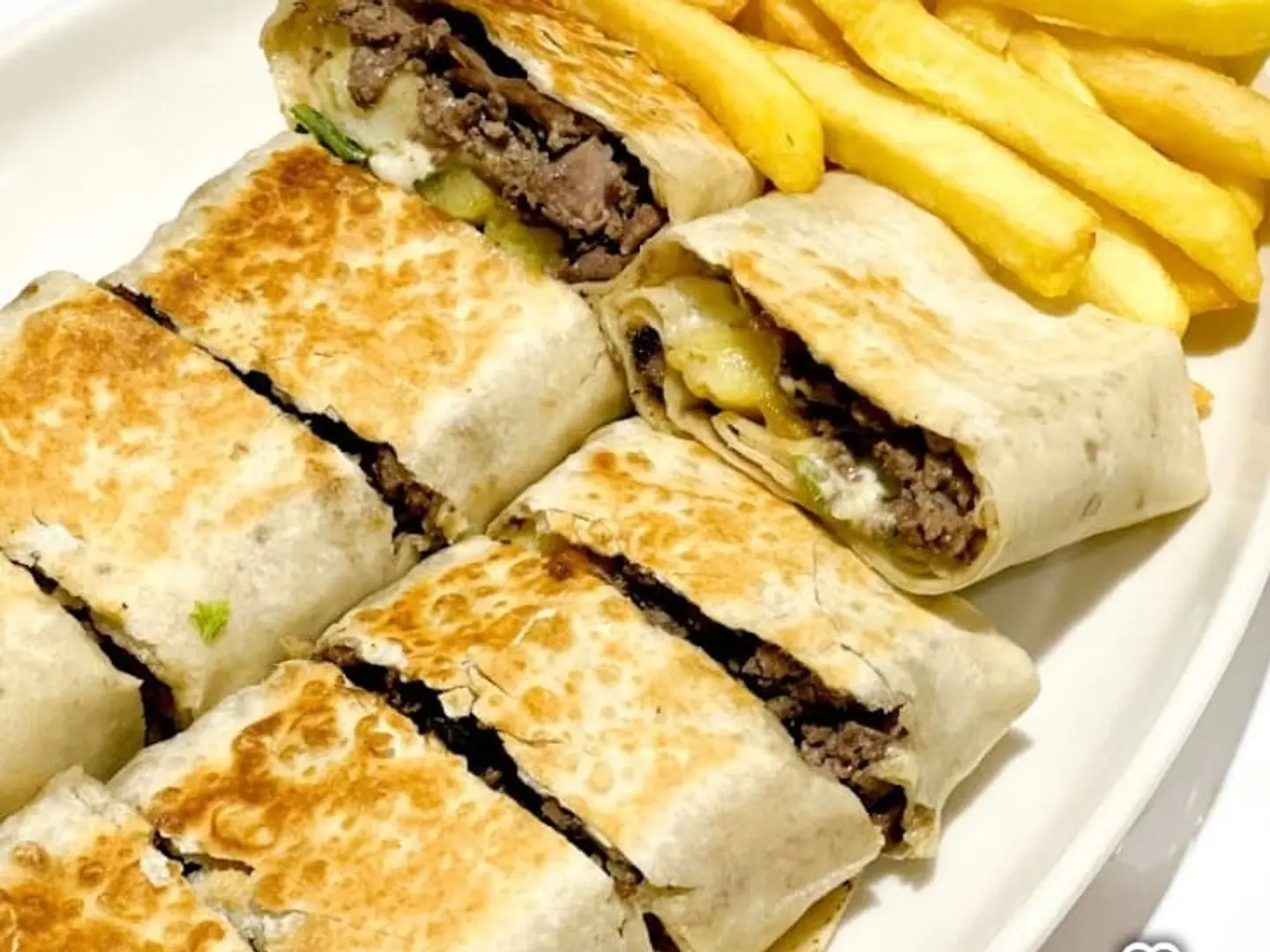 شاورما عربي بالجبن