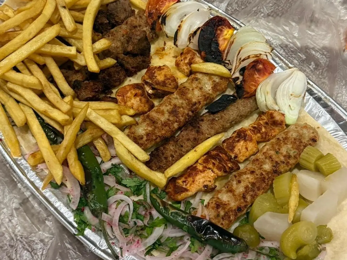 ميكس جريل نورا